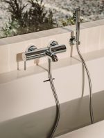 επιτοιχη μπαταρια λουτρου ona 04 21 538 3