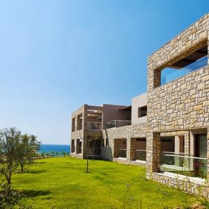 Tuscany Champagne mathios 2 min