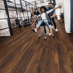 Δάπεδο Laminate 8156 Red River Hickory Oak MO.RE 10mm AC5 / CL33 - Image 3