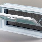 Πλαστικό παράθυρο οριζόντιο αντί 2 υαλότουβλων 19x19 cm με διπλό τζάμι