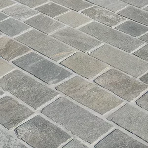 Κυβόλιθοι Γκρι Καβάλας 15cm×ΕΜ από φυσικό σχιστόλιθο για λιθόστρωτα και πλακοστρώσεις εξωτερικών χώρων