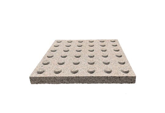 Πλάκες αλλαγής κατεύθυνσης τυφλών 40×40cm από γρανίτη Κίτρο με ανάγλυφες φολίδες για όδευση ΑμεΑ.